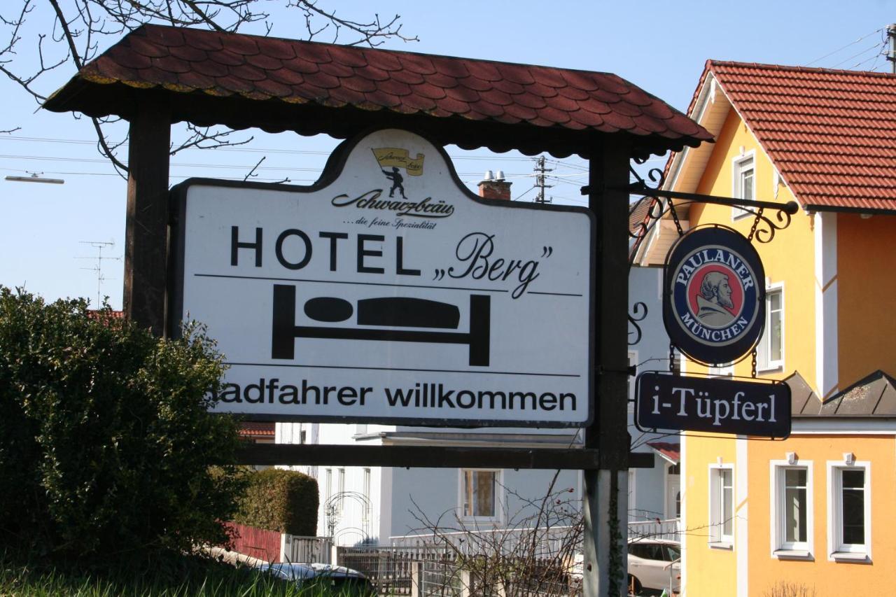 Gasthof Berg Hochstadt an der Donau Екстер'єр фото